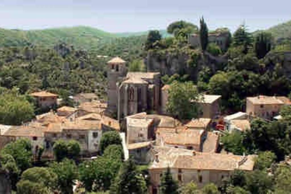 Maison Avec Exterieur Proche Saint Guilhem Le Desert Exterior foto